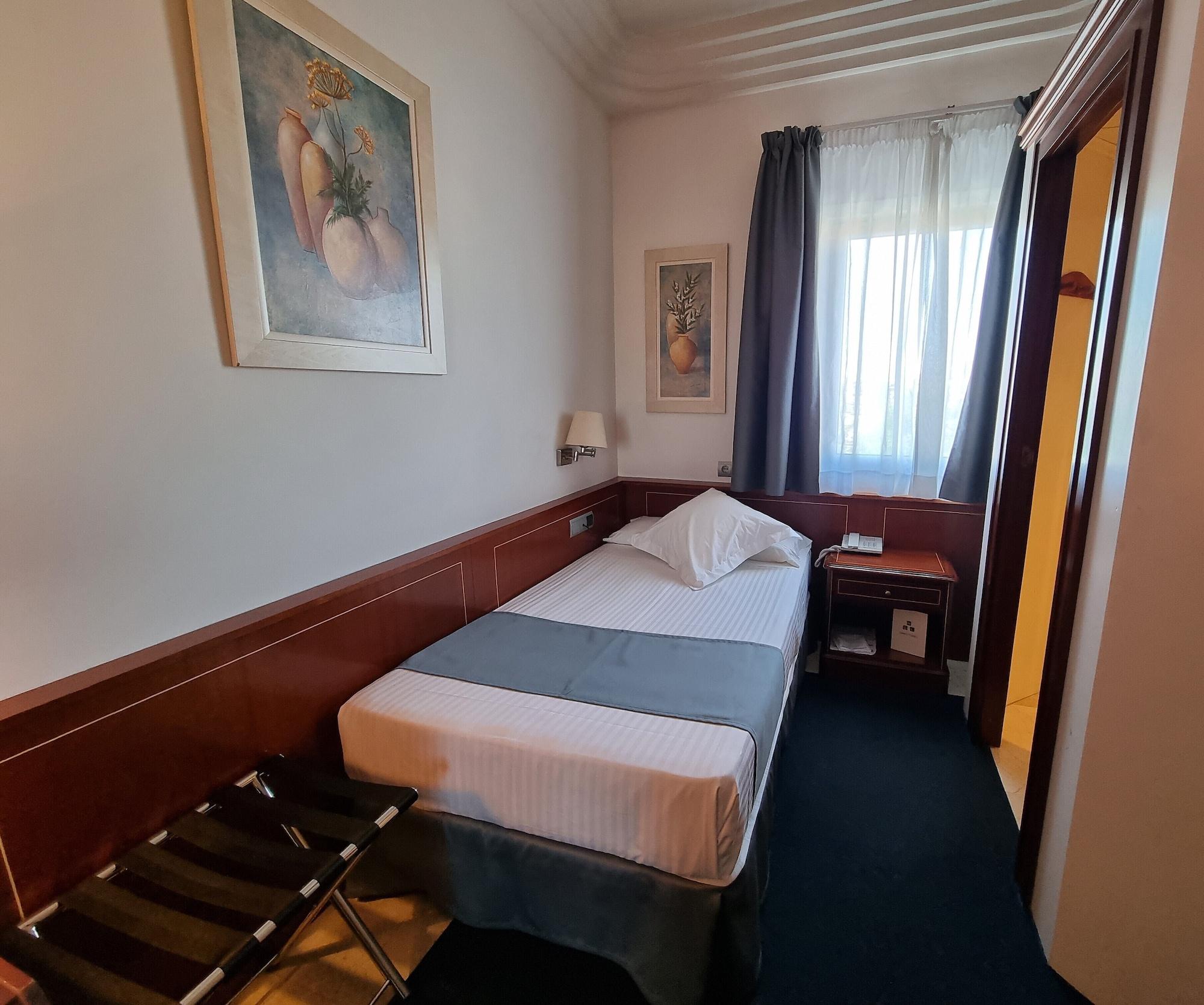Hotel Gran Legazpi Μαδρίτη Εξωτερικό φωτογραφία