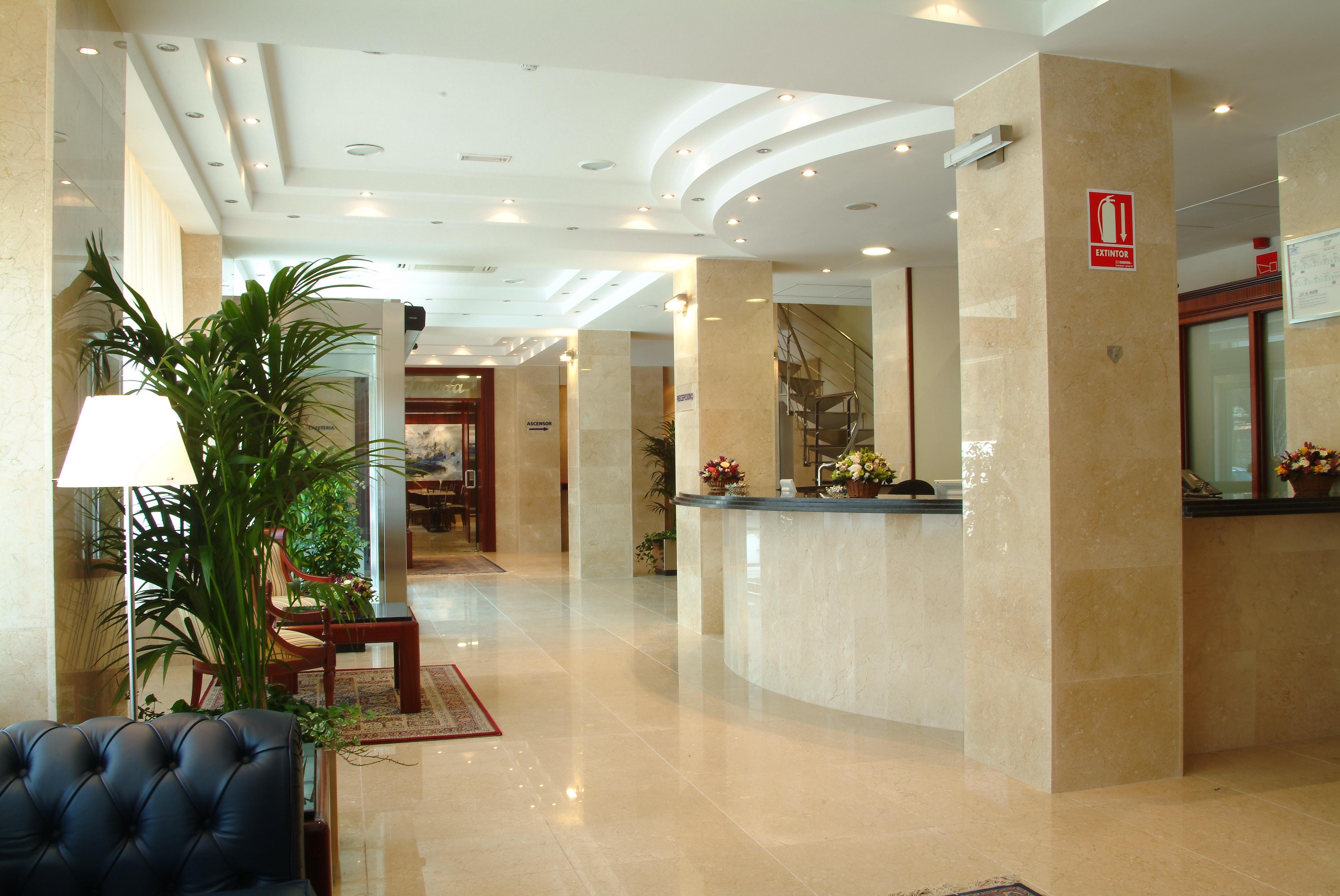 Hotel Gran Legazpi Μαδρίτη Εξωτερικό φωτογραφία