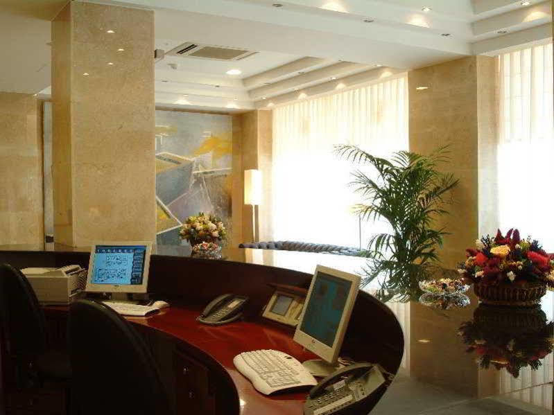 Hotel Gran Legazpi Μαδρίτη Εξωτερικό φωτογραφία